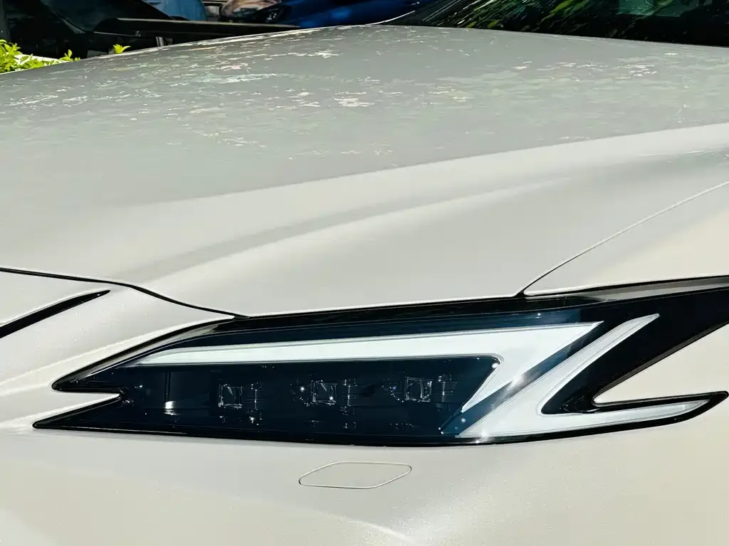 Lexus ES — фото 2
