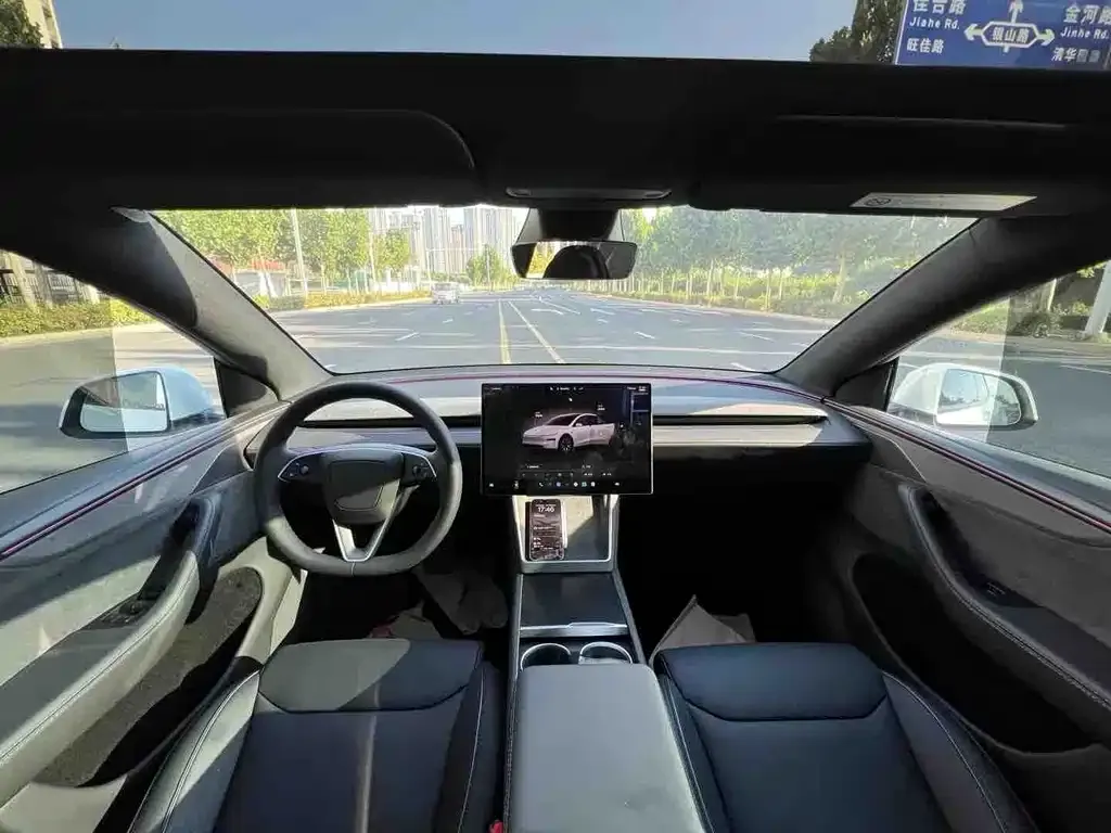 Tesla Model Y L 2026 из CN, фото 2