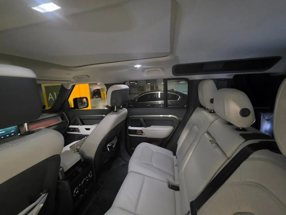 Land Rover Defender — фото 2