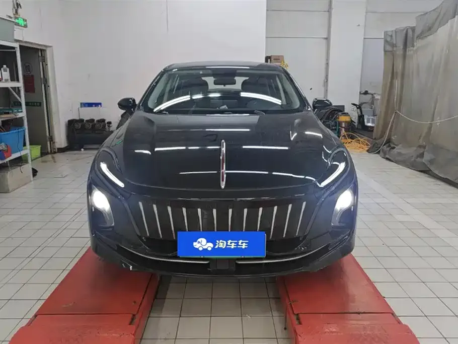 Hongqi E-QM5 — фото 7