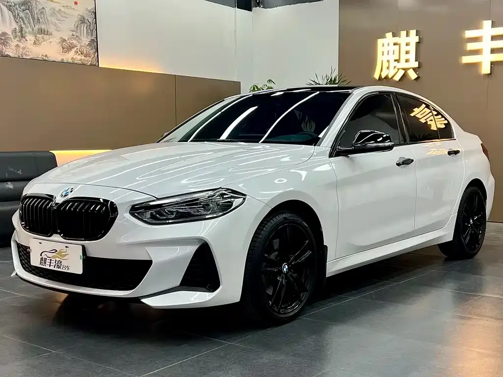 BMW 1 Series — фото 1
