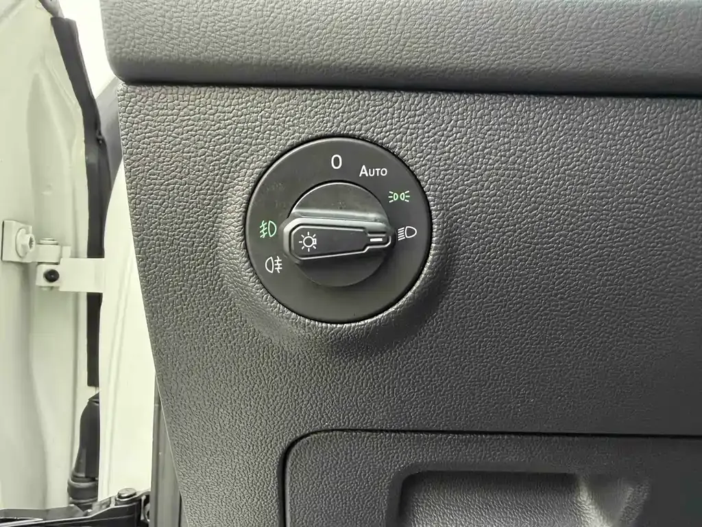 Volkswagen Tharu — фото 8