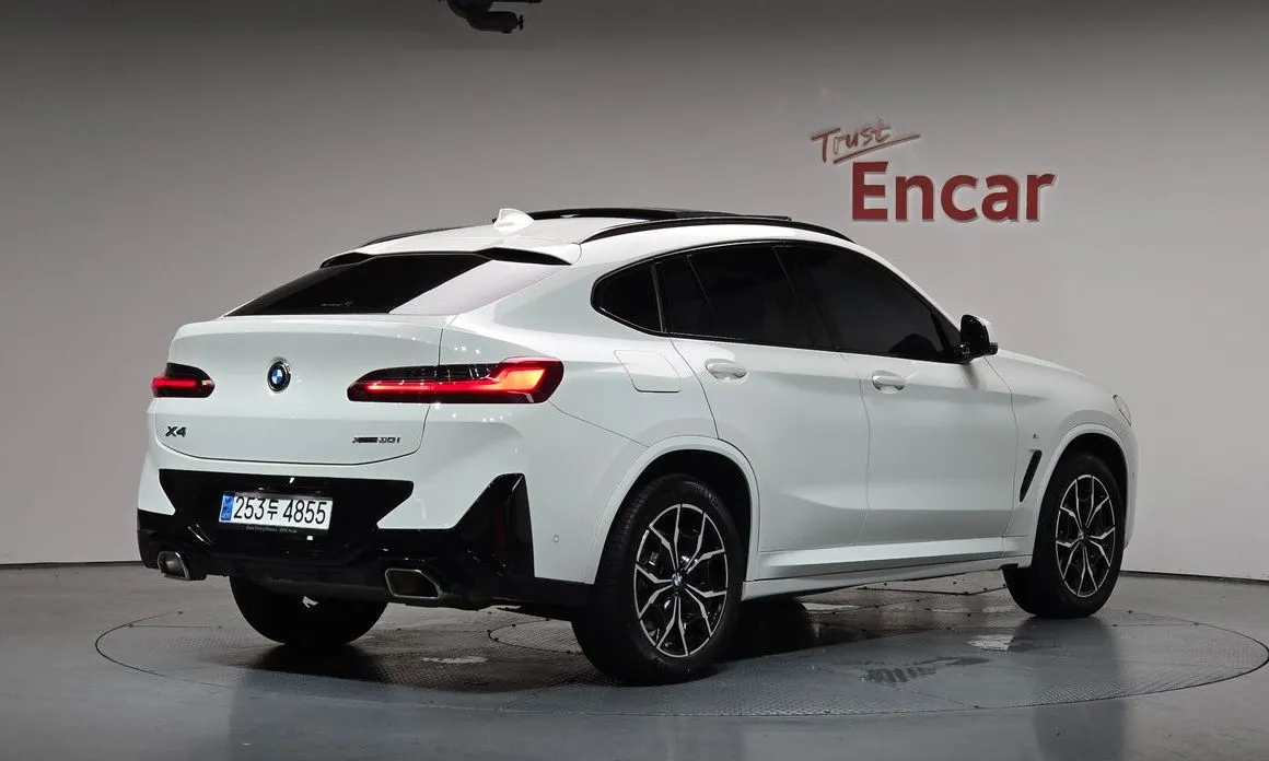 BMW X4 — фото 9