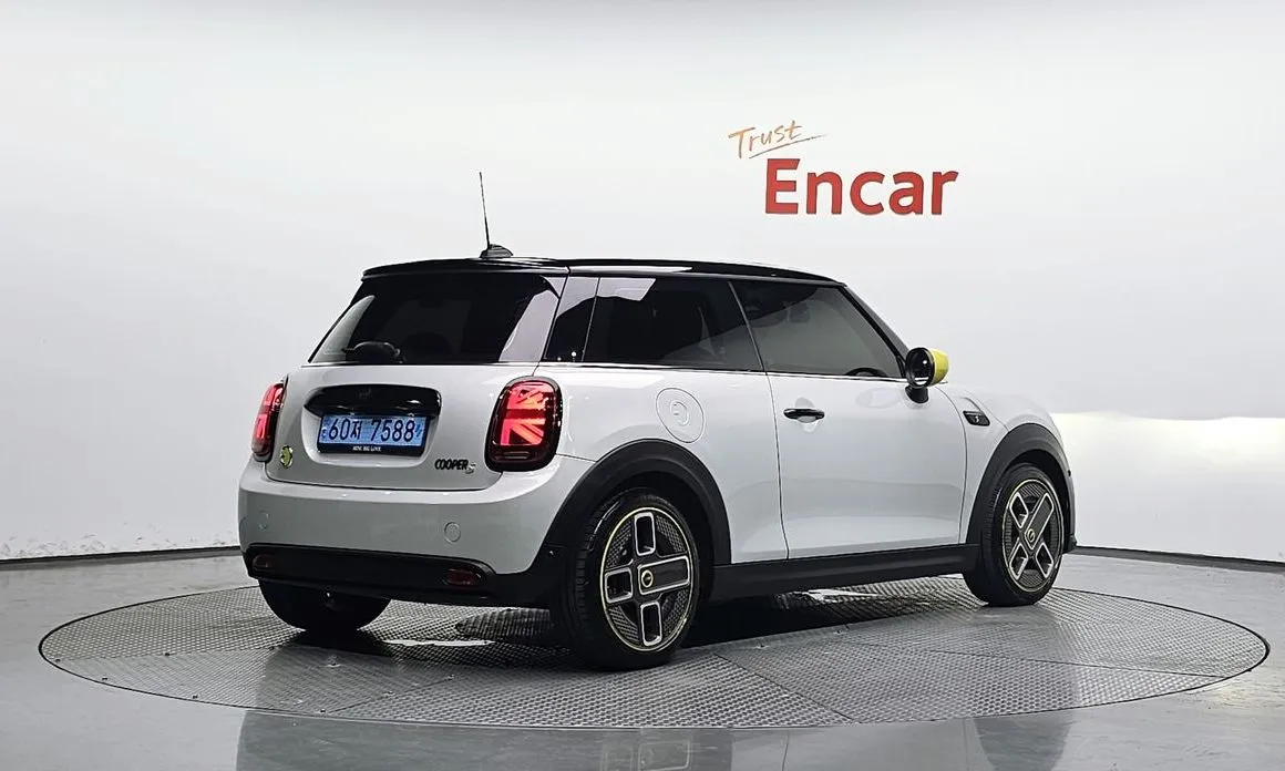 Mini Cooper 2022 из KR, фото 8