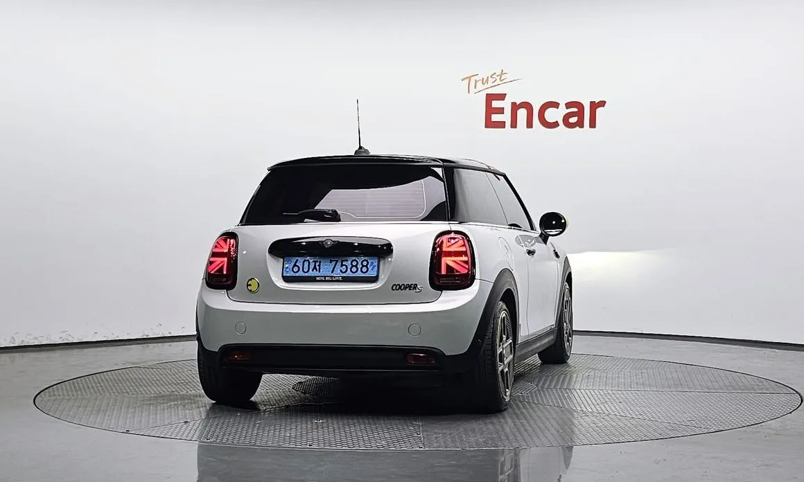 Mini Cooper 2022 из KR, фото 2