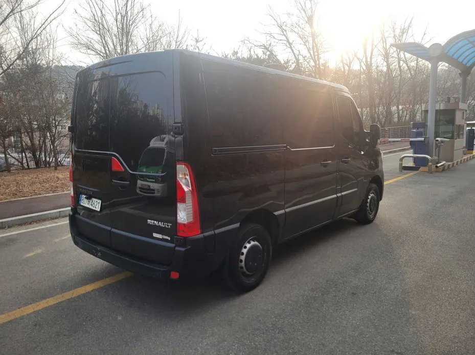 Renault Korea (Samsung) Master 2022 из KR, фото 9
