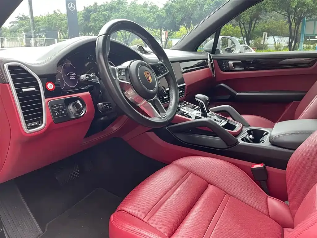 Porsche Cayenne Hybrid — фото 10