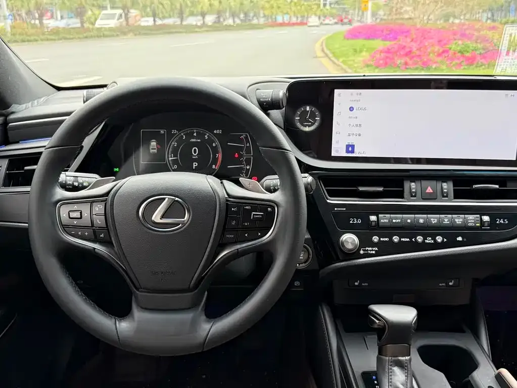 Lexus ES 2024 из CN, фото 3