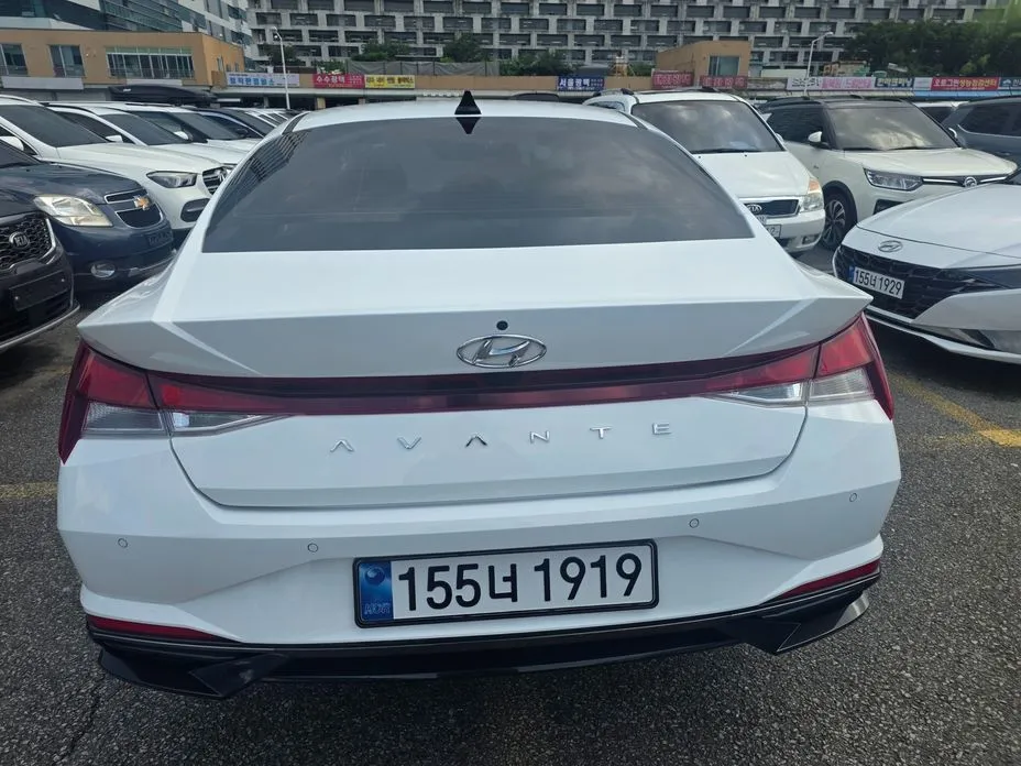 Hyundai AVANTE — фото 3
