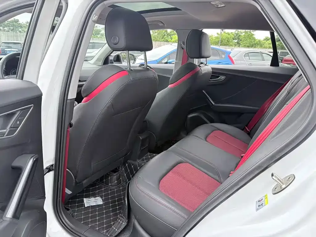 Audi Q2L 2021 из CN, фото 7
