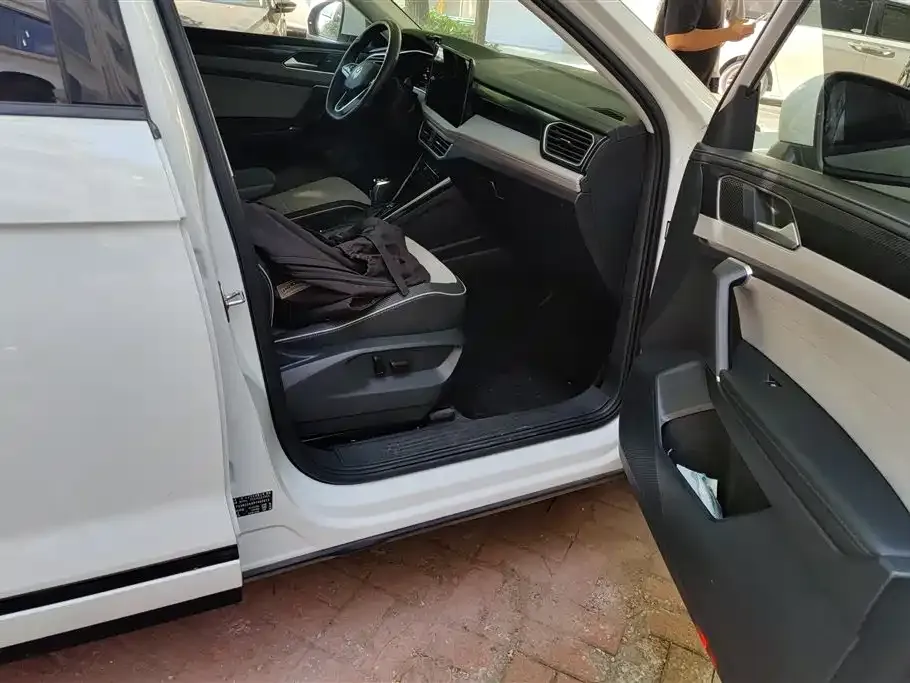 Volkswagen Tayron X 2023 из CN, фото 3