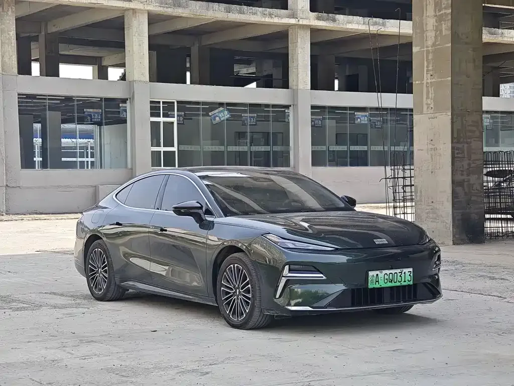 Geely Galaxy Xingyao 8 2026 из CN, фото 5