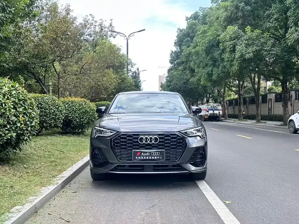 Audi Q3 Sportback — фото 1