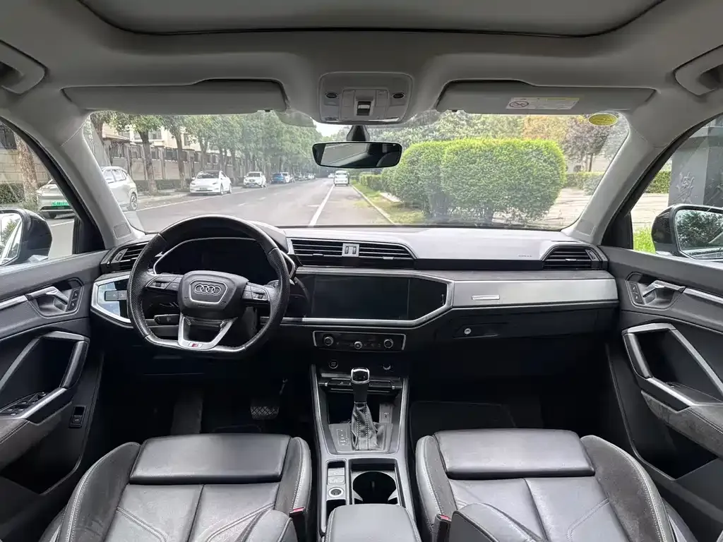 Audi Q3 Sportback — фото 4