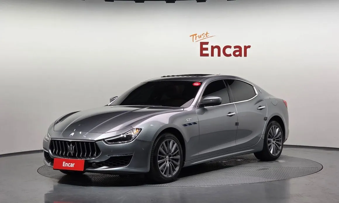 Maserati Ghibli — фото 1