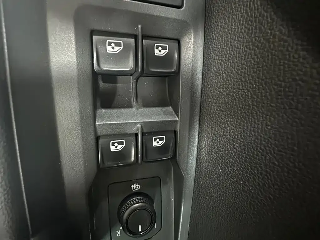 Volkswagen Tharu — фото 2