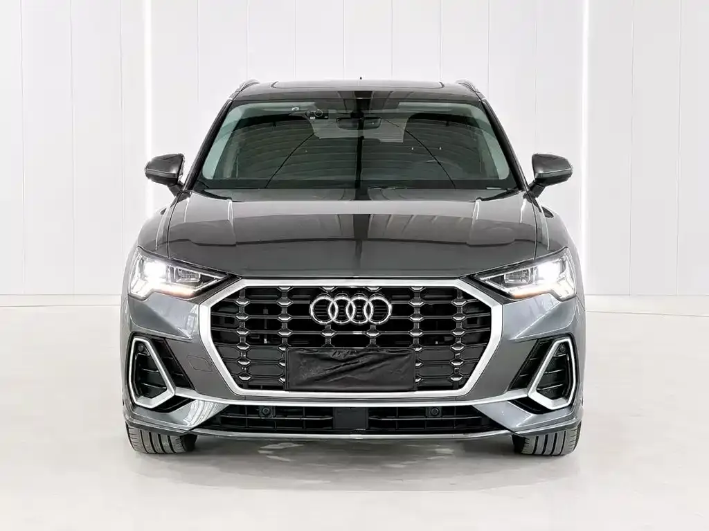 Audi Q3 — фото 9