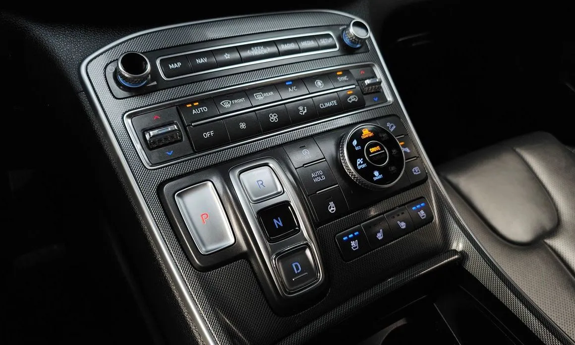 Hyundai Santafe — фото 3