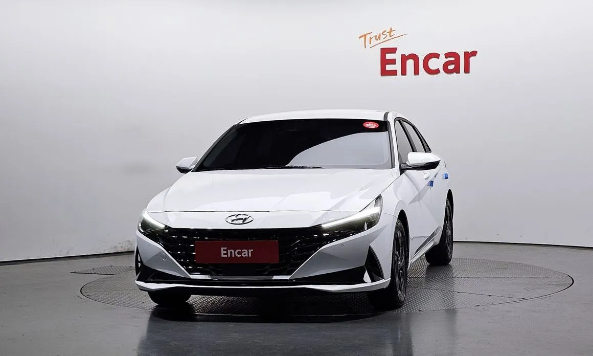 Hyundai AVANTE — фото 2