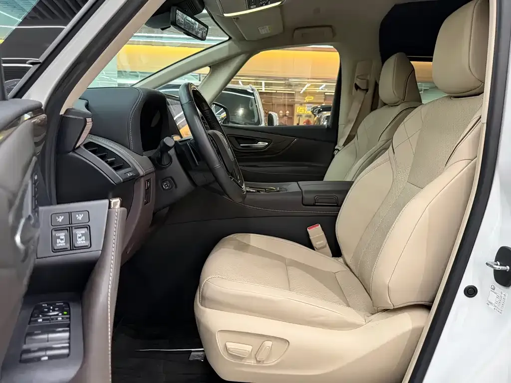Toyota Vellfire — фото 4