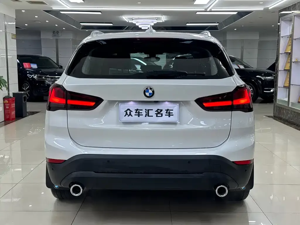 BMW X1 — фото 4