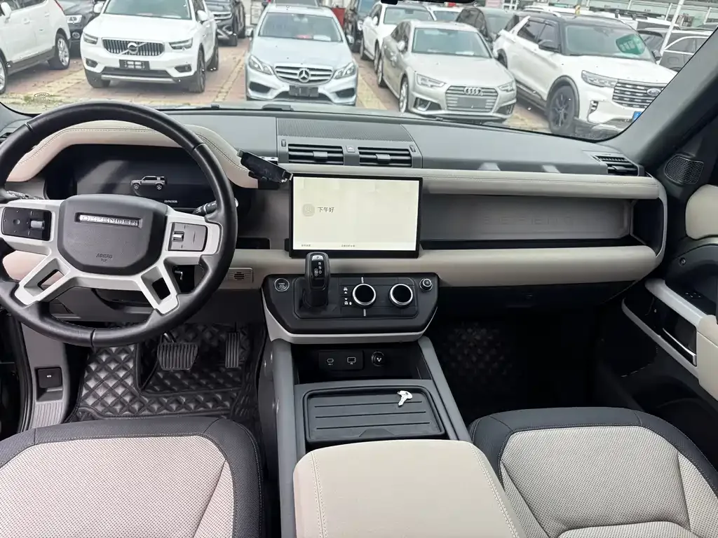 Land Rover Defender — фото 10