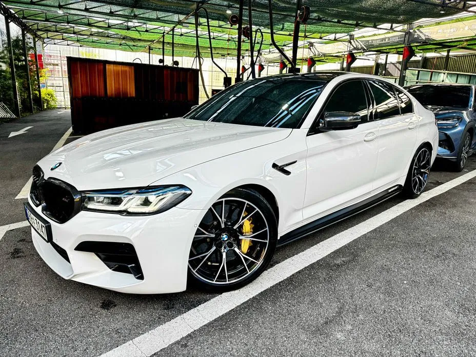 BMW M5 — фото 10