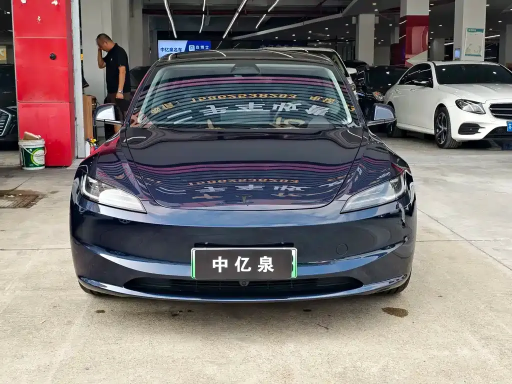Tesla Model 3 — фото 5