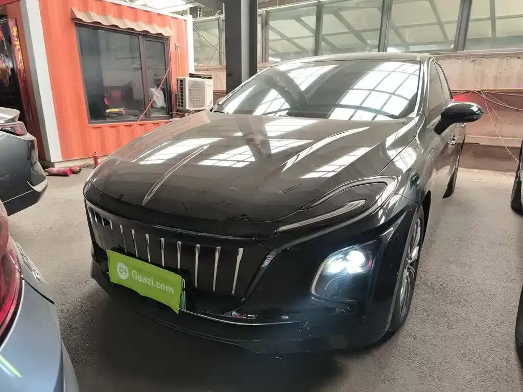 Hongqi E-QM5 2024 из CN, фото 7