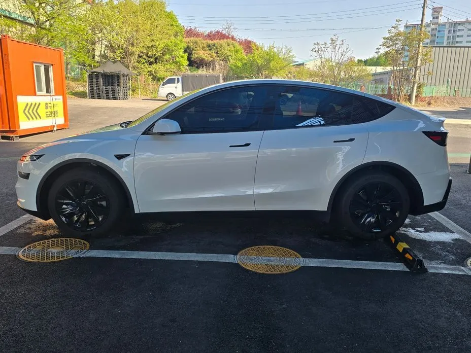 Tesla Model Y 2026 из KR, фото 8