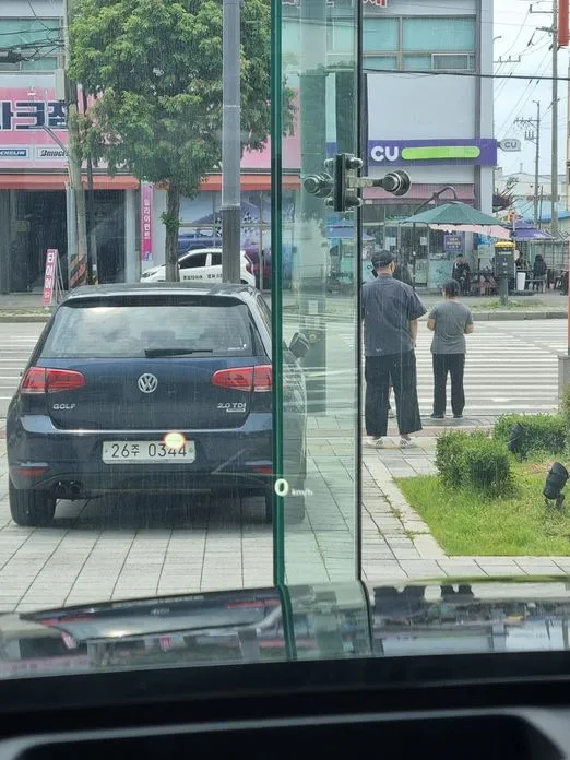 Kia Sorento — фото 8