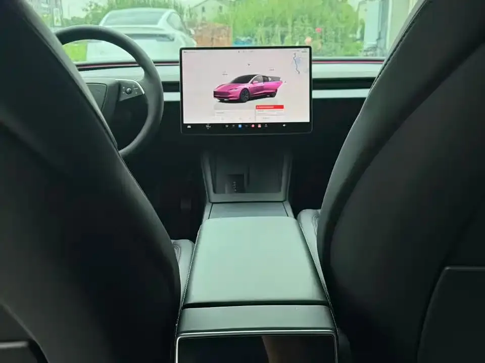 Tesla Model 3 — фото 2