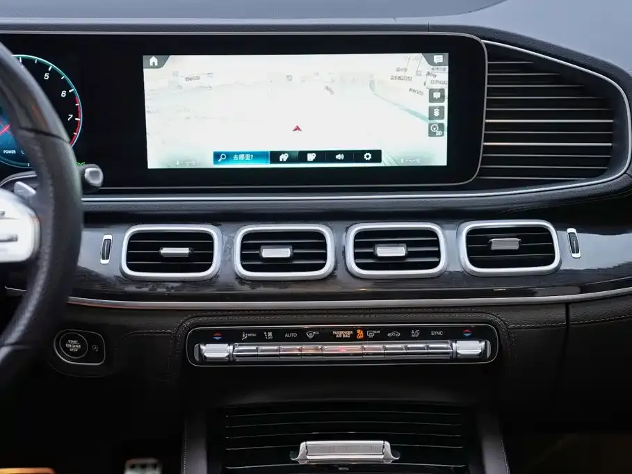 Mercedes-Benz GLS — фото 4