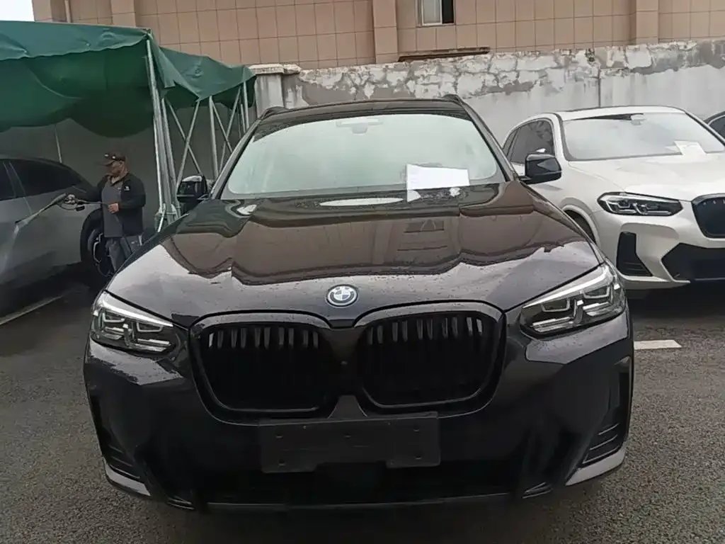 BMW iX3 — фото 2