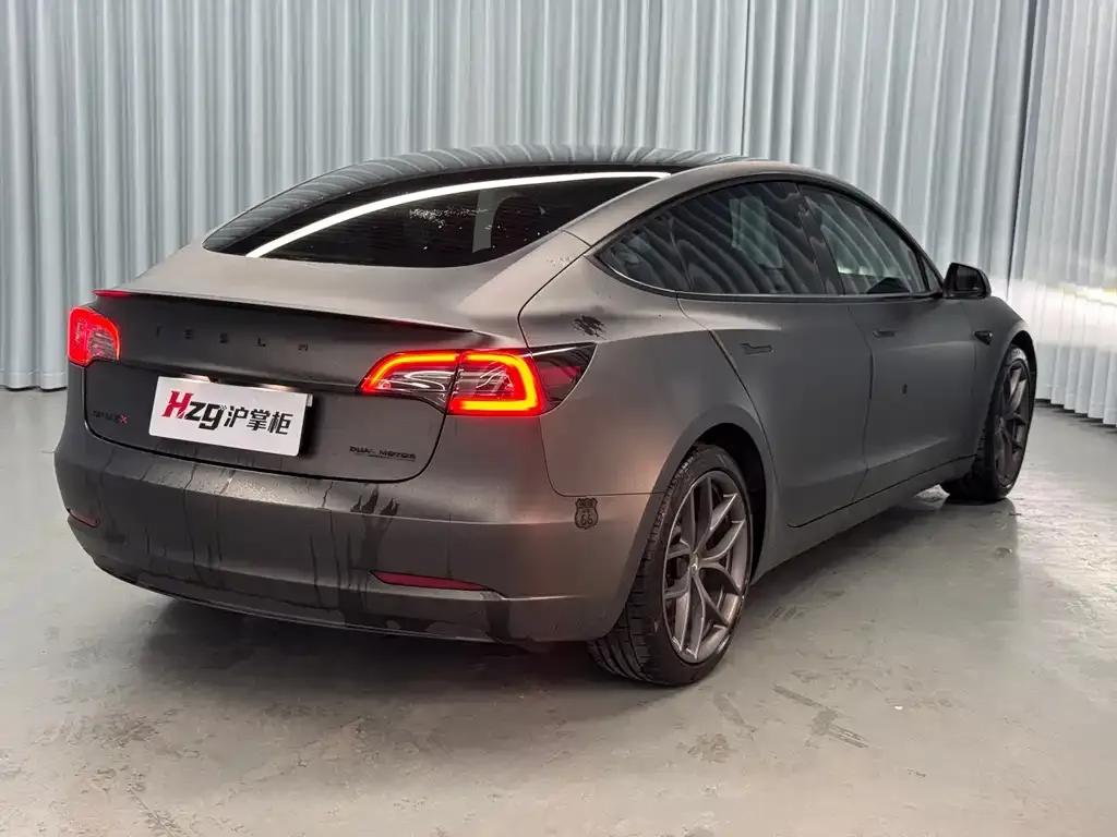 Tesla Model 3 — фото 6