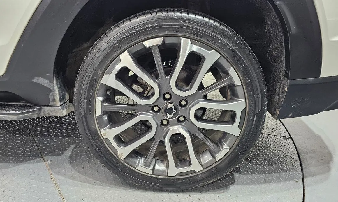 KG Mobility (Ssangyong) Torres — фото 10