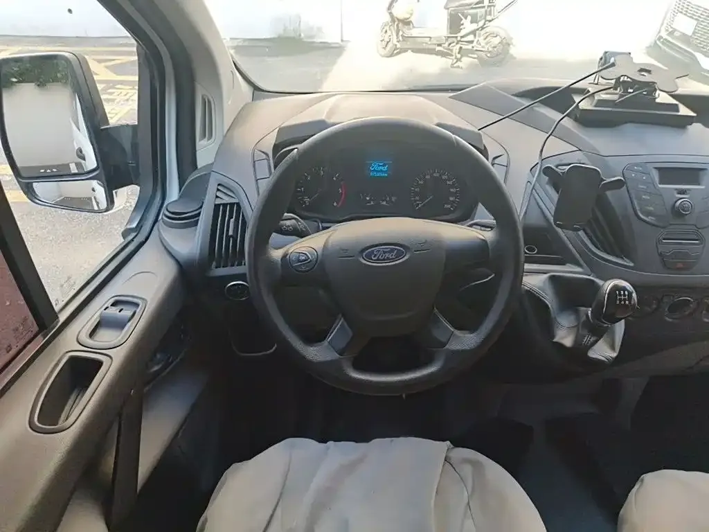 Ford Transit 2021 из CN, фото 7