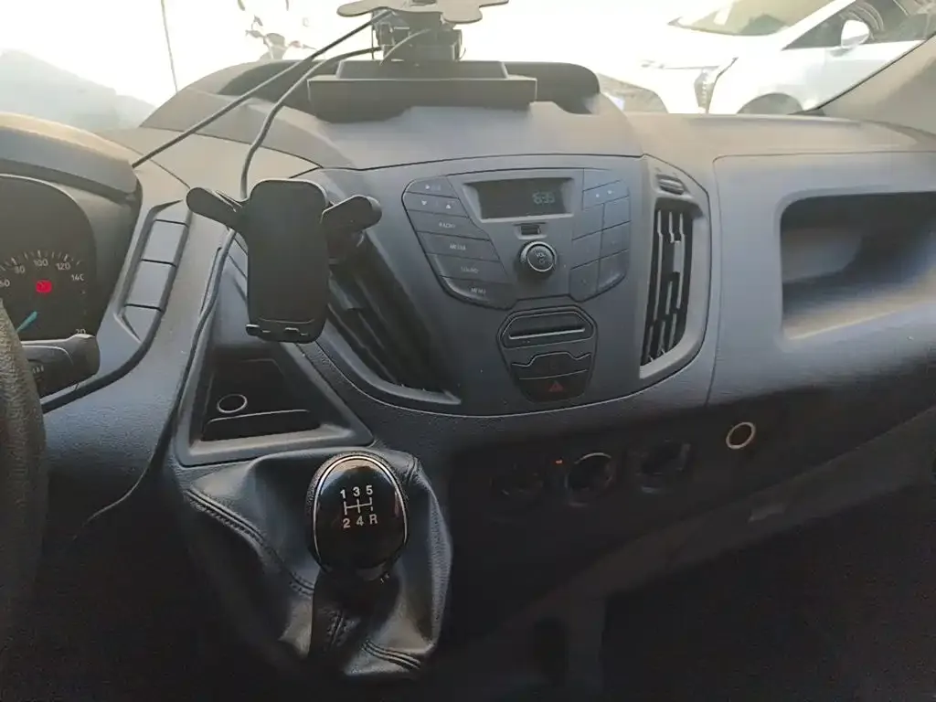 Ford Transit 2021 из CN, фото 10