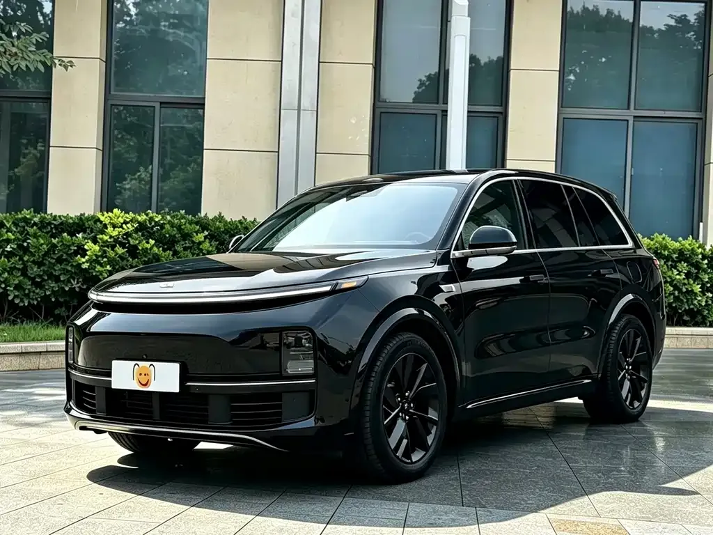 Li Auto L8