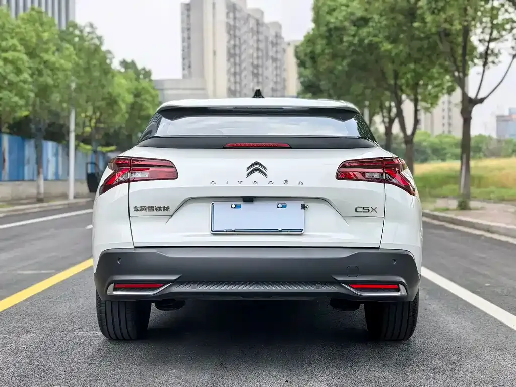 Citroen C5 X 2024 из CN, фото 5