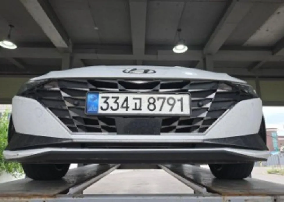 Hyundai AVANTE — фото 1