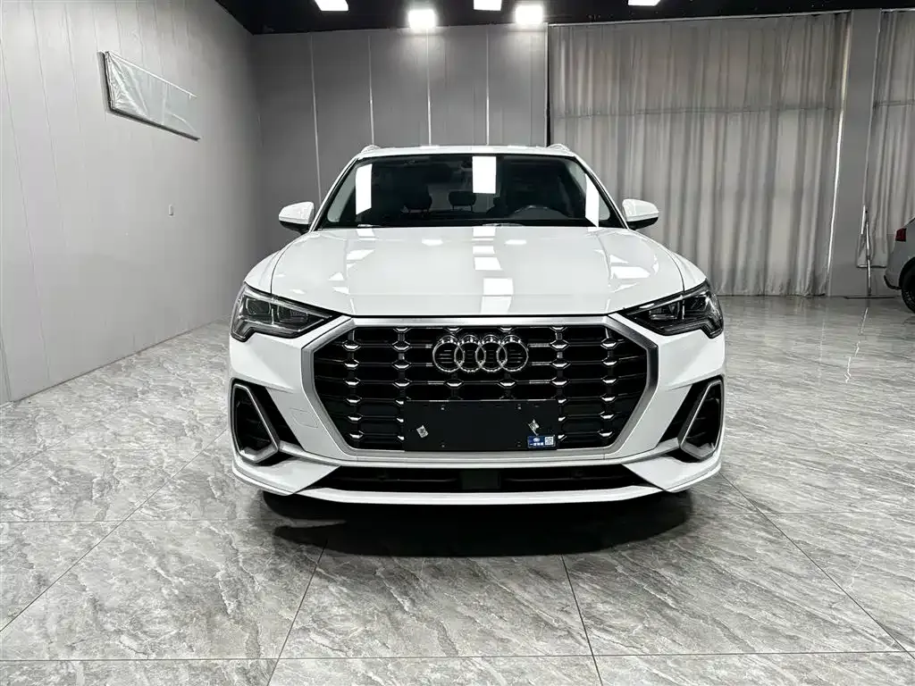 Audi Q3 — фото 7