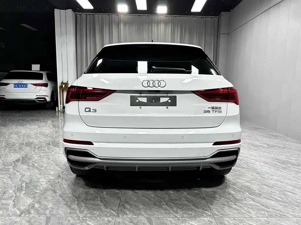 Audi Q3 — фото 2