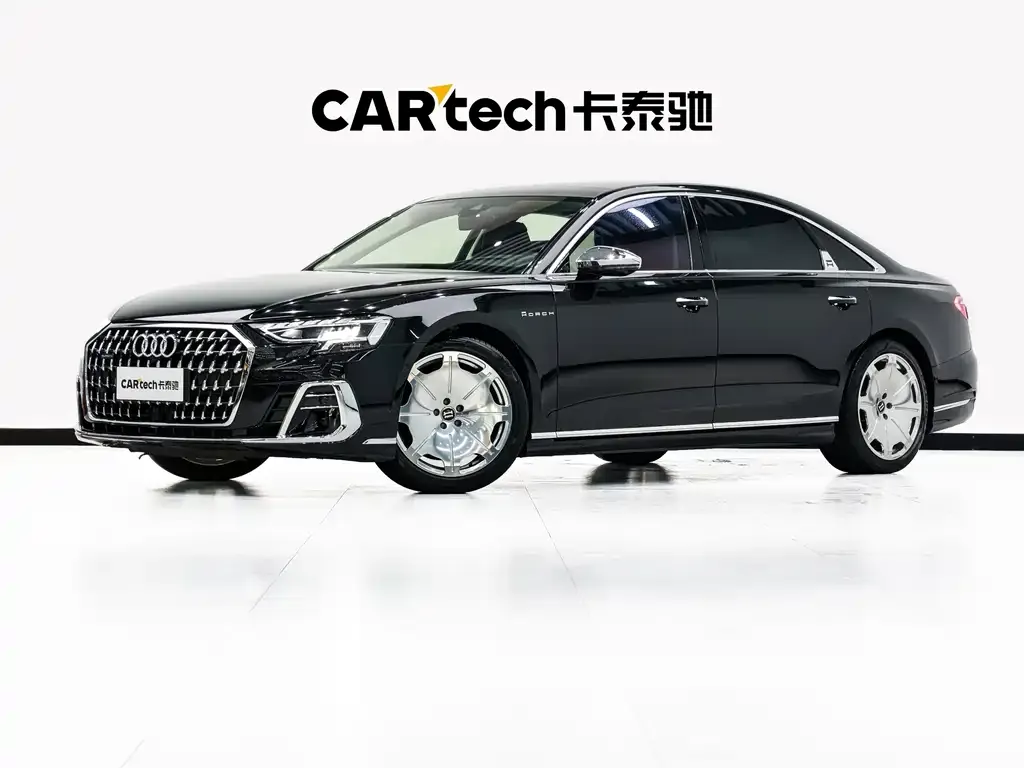 Audi A8 — фото 1