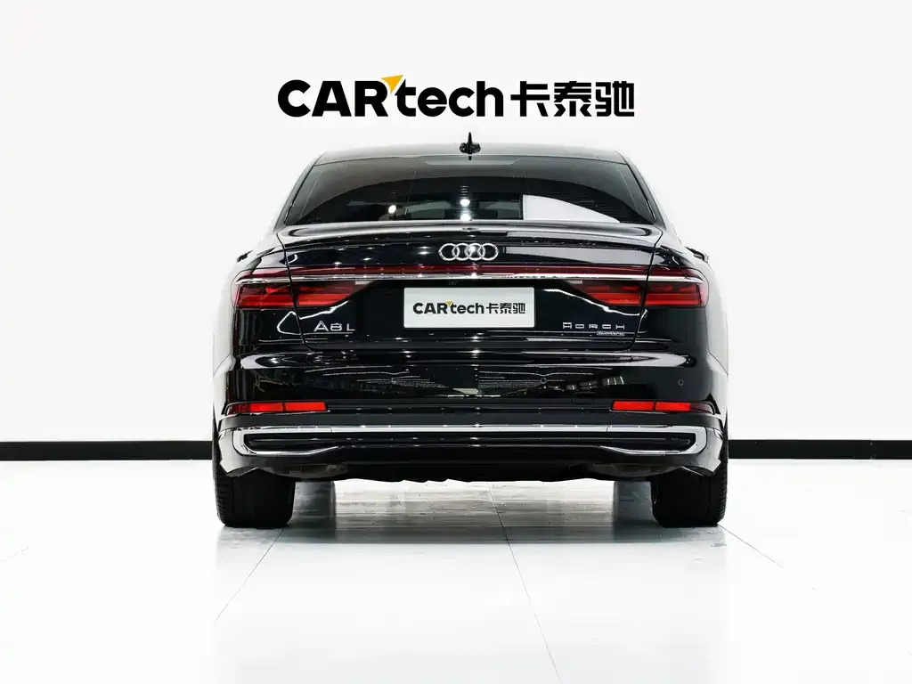 Audi A8 — фото 3