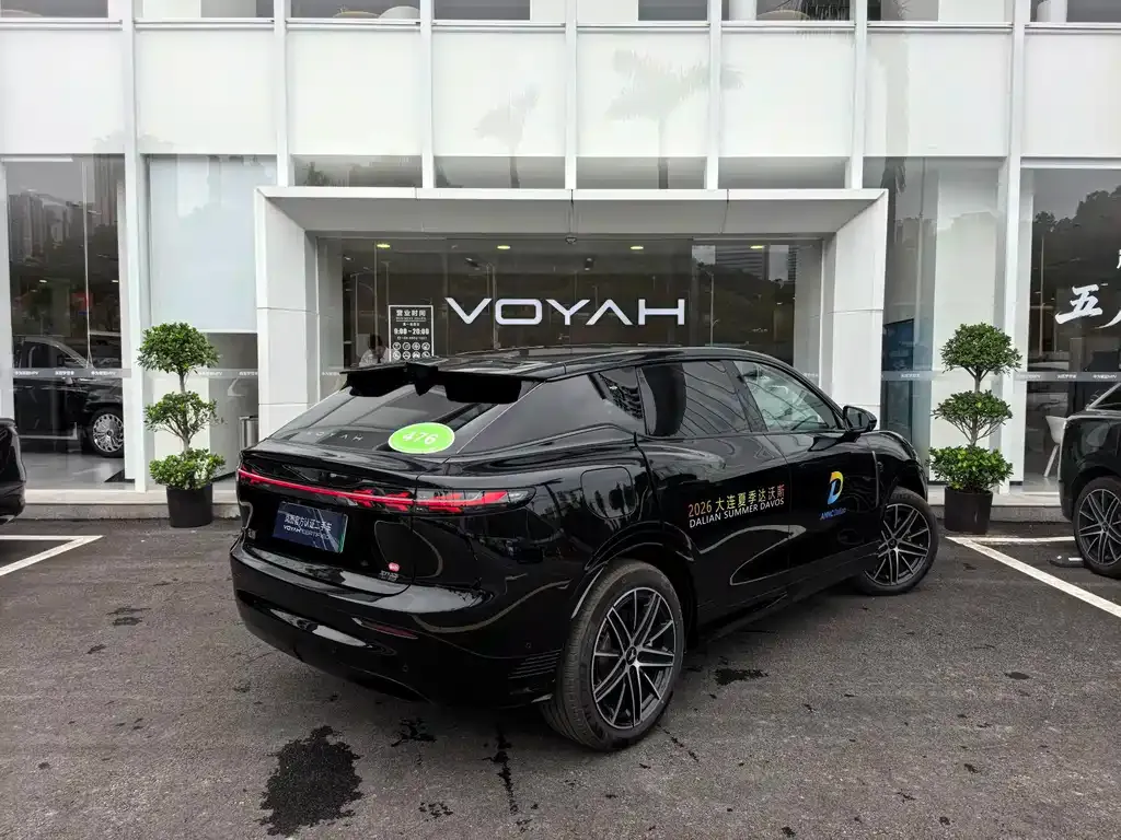 VOYAH Zhiyin — фото 10
