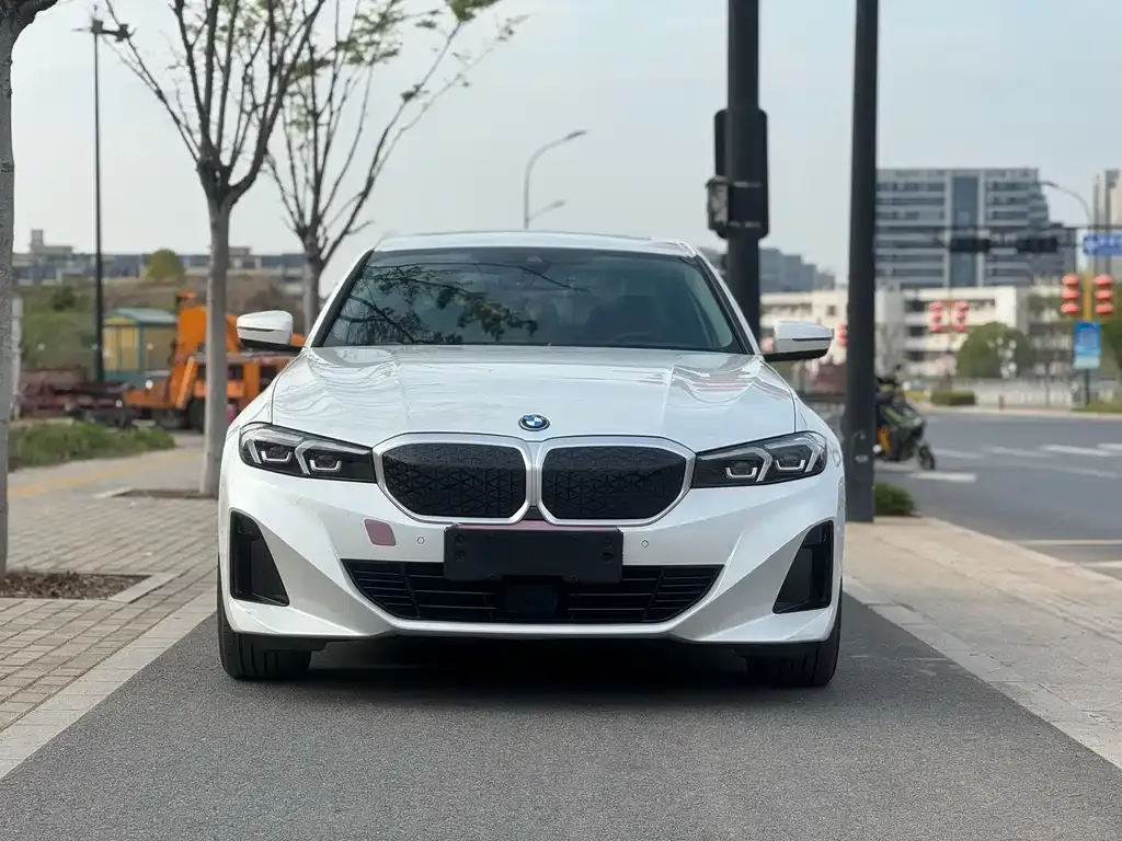 BMW i3 — фото 4