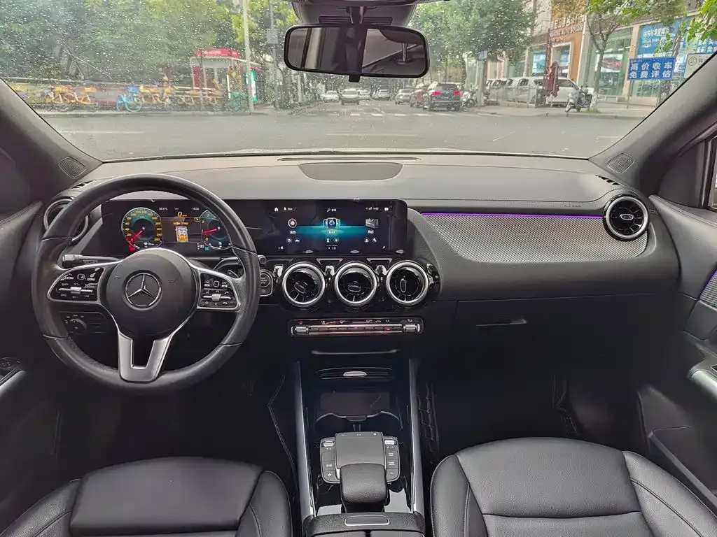 Mercedes-Benz GLA — фото 7