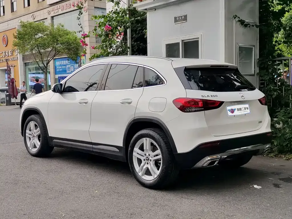 Mercedes-Benz GLA — фото 8