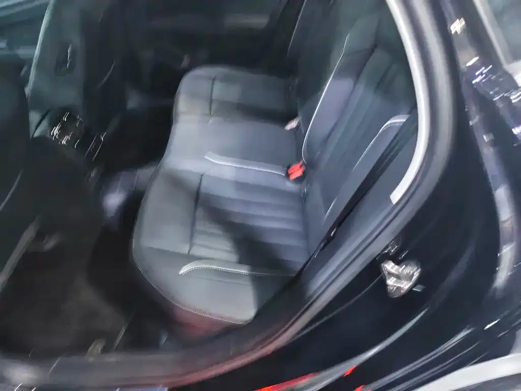 Volkswagen Passat — фото 3